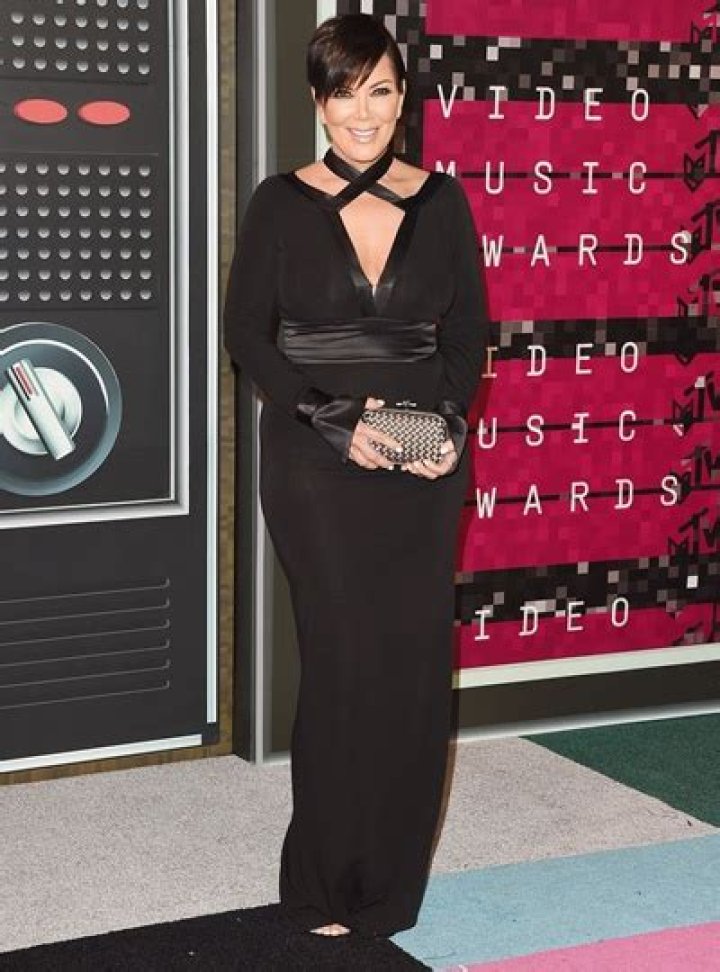Kris Jenner Height Weight Bra Size Body Measurements Vital Stats Facts