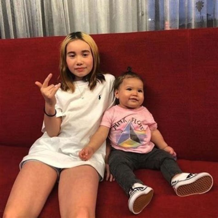 Lil Tay Height Weight Shoe Size Measurements Ethnicity Facts Family