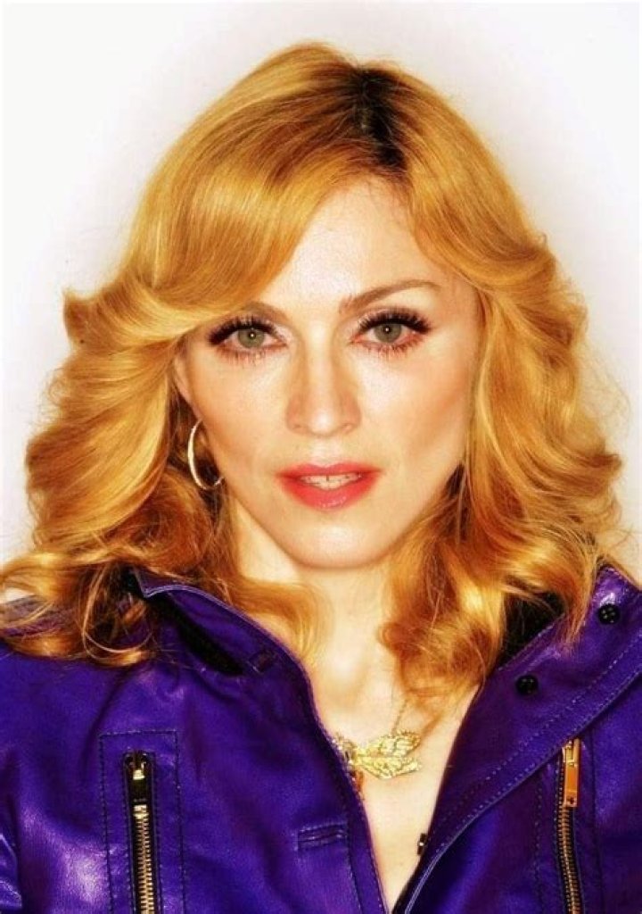 Madonna Bra Size, Age, Weight, Height, Measurements