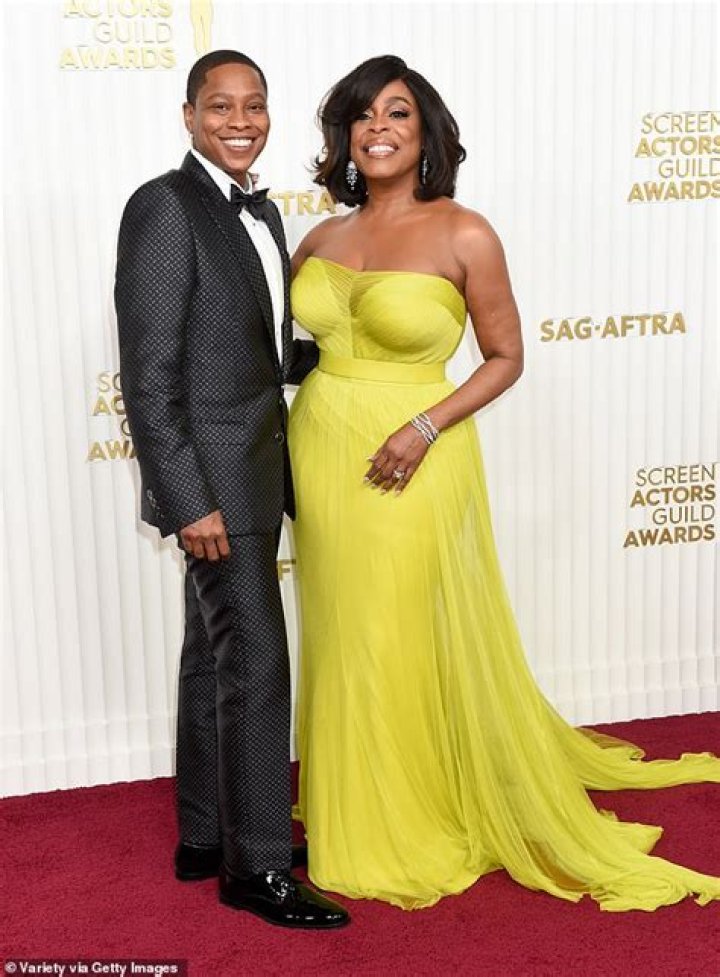 Niecy Nash Height Weight Shoe Size Measurements Facts Family