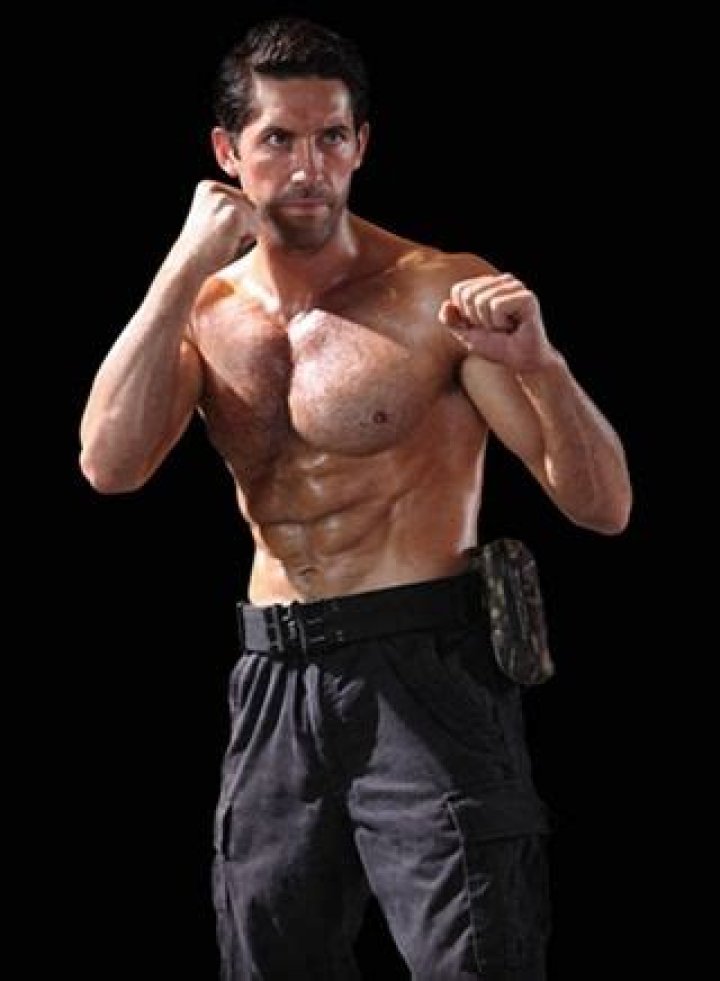 Scott Adkins Body Measurements Height Weight Biceps Shoe Size Vital Stats Facts